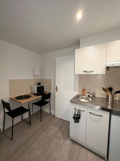 Studio 3 Au Coeur De Perigueux Apartman Kültér fotó