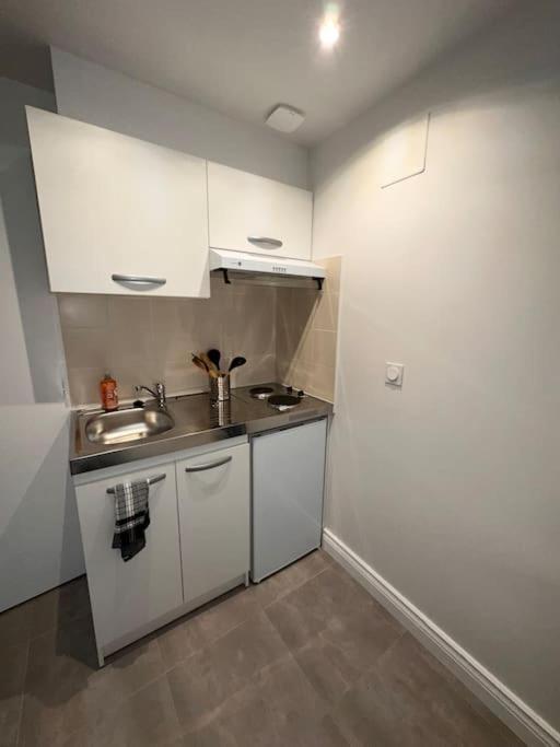 Studio 3 Au Coeur De Perigueux Apartman Kültér fotó