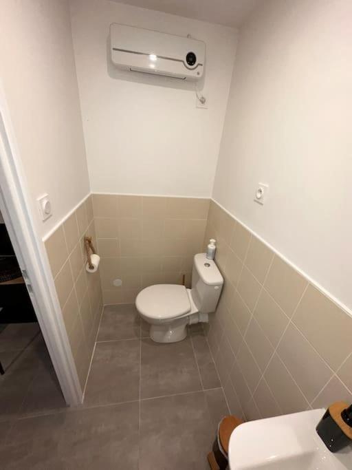 Studio 3 Au Coeur De Perigueux Apartman Kültér fotó